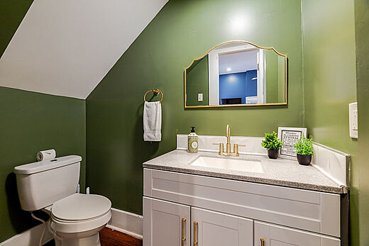 Hall Bath Room