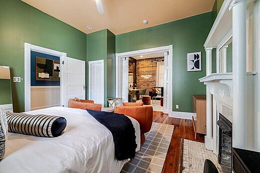 King Bed Room
